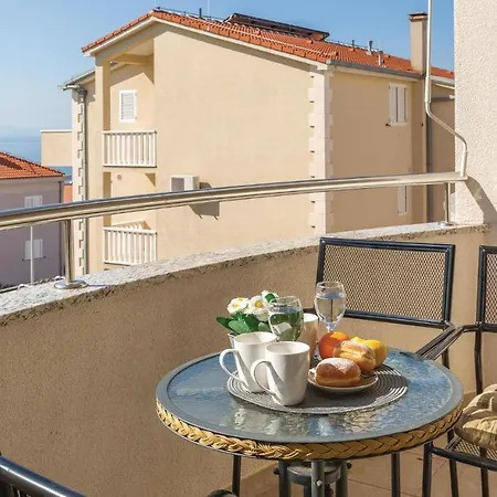 2 Bedroom Beautiful In *